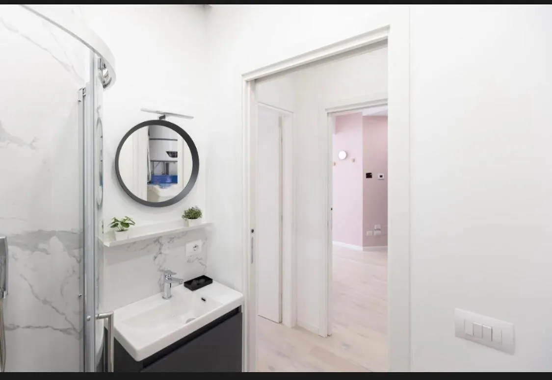 Loreto Home Milan Guest house